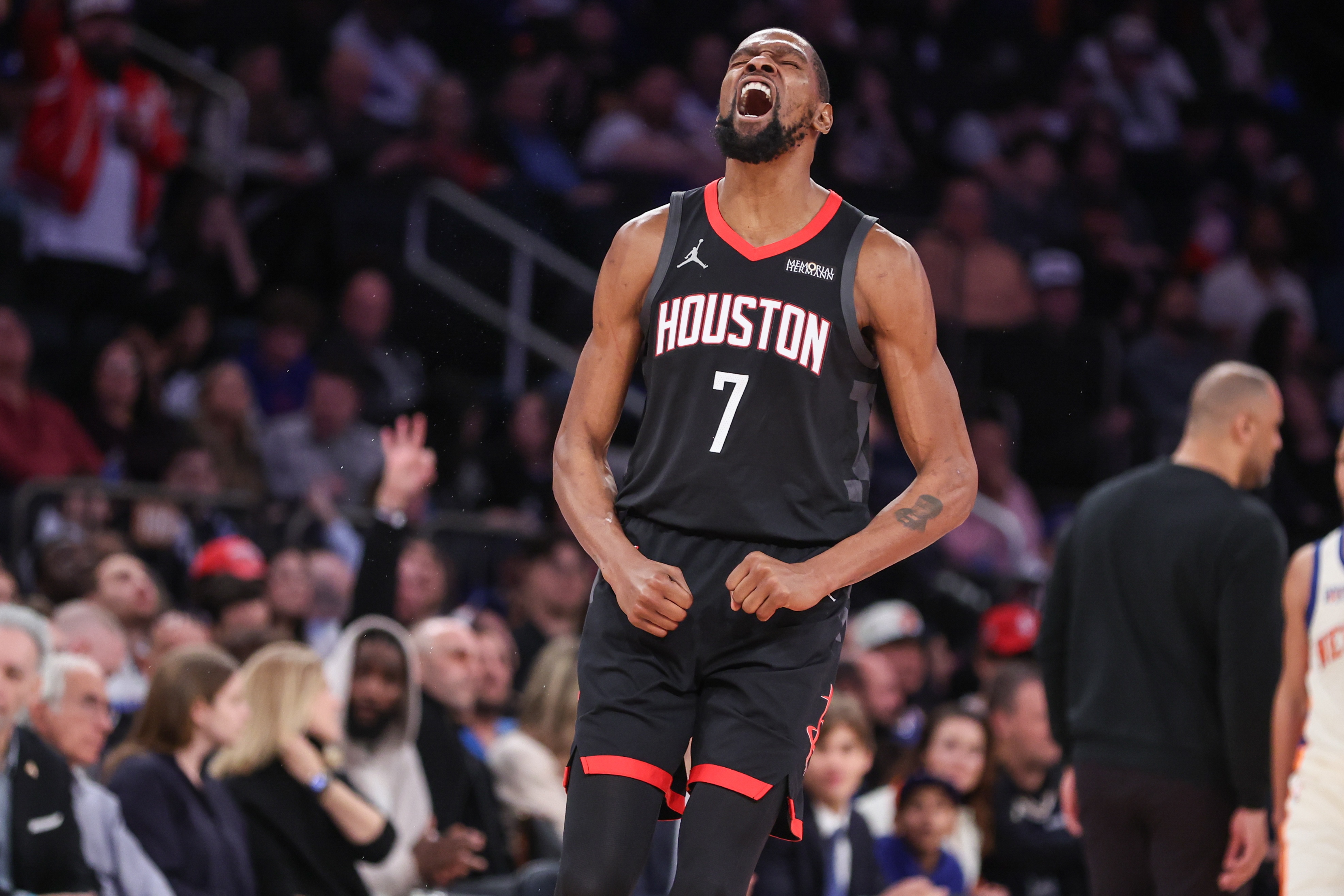 开云体育-KD全明星后场均29.4分6.1板5.1助&amp;命中率54.1% 同期总得分联盟第1