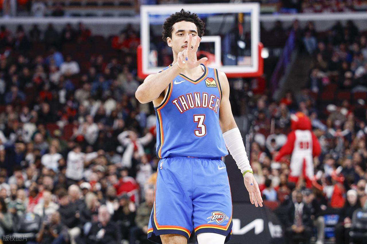 开云平台-班凯罗37+5+6无缘今日最佳球员！因为爱德华兹41+6+2+5创纪录！